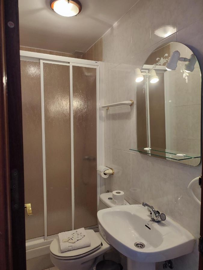 Hostal Salome Мадрид Экстерьер фото