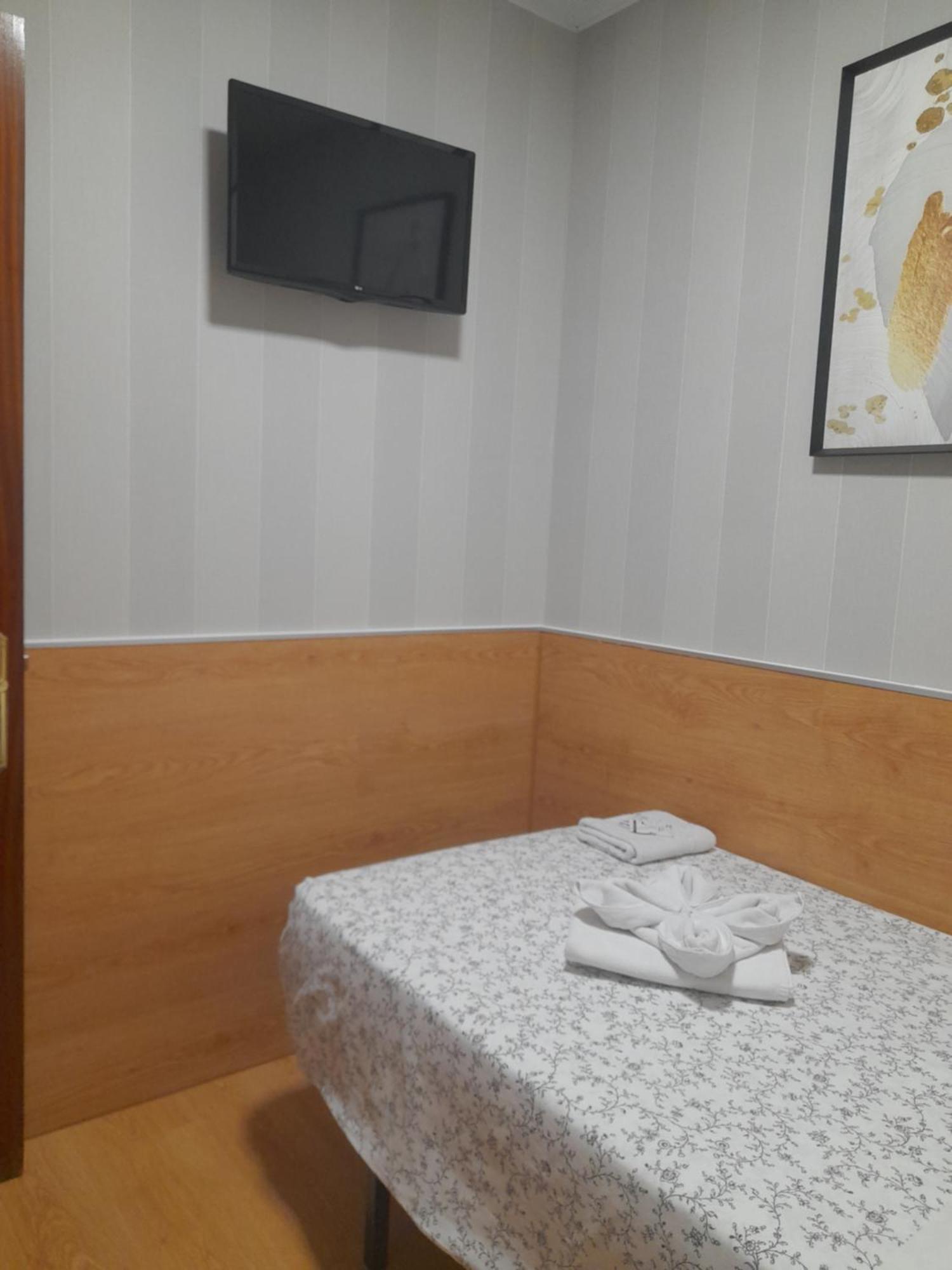Hostal Salome Мадрид Экстерьер фото